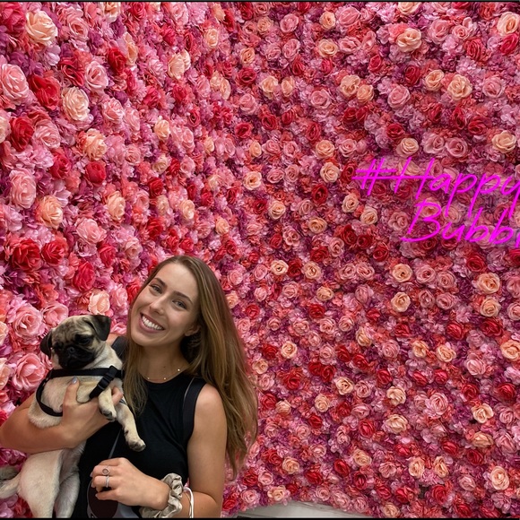 Meet your Posher, Alexandra - Picture 1 of 1